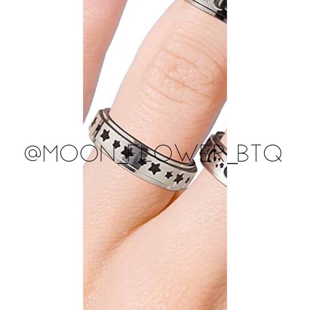 Black Star Anxiety Fidget Spinner Ring - Picture 4 of 8